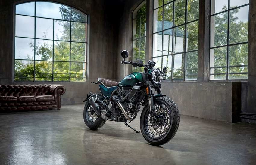 Ducati Scrambler Nightshift Green Showroom 2026