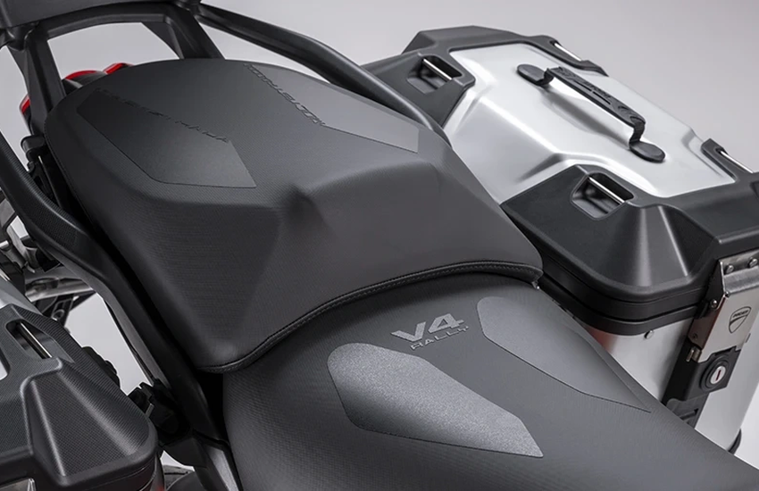 Ducati Multistrada V4 Rally Beifahrer Sitz Koffer