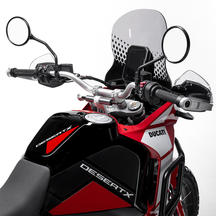 Ducati Discovery Desert X White Studio Light Ducati Discovery Desert X White Studio Light