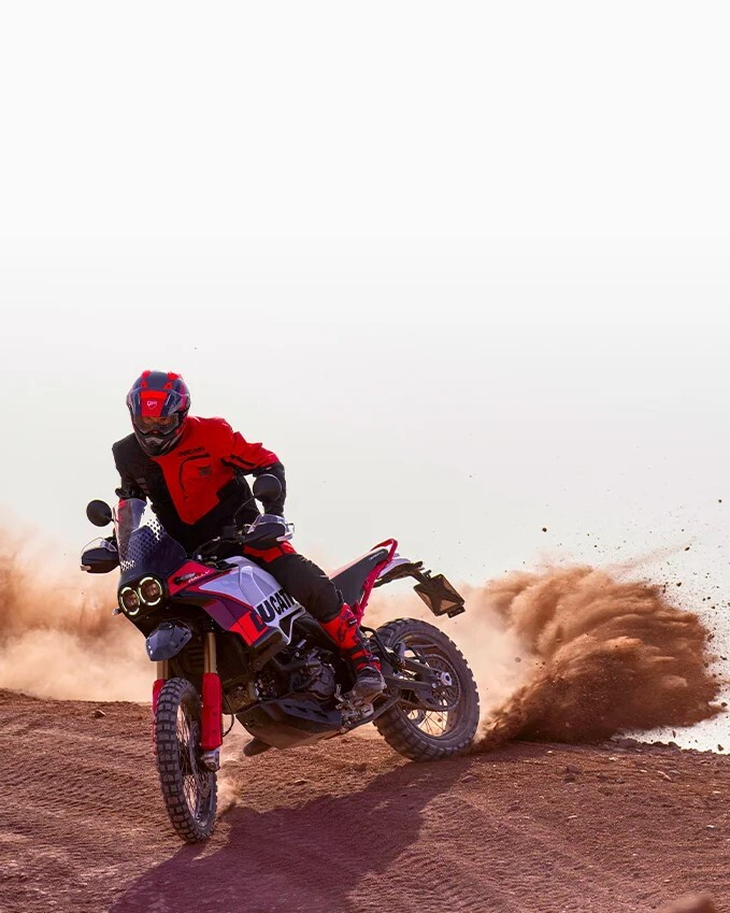 Ducati Desert X Rally Schlamm Mud Offroad Drivings Tricks Ducati Desert X Rally Schlamm Mud Offroad Drivings Tricks