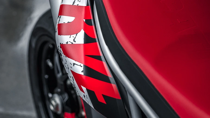 Ducati Hypermotard 950 RVE Exhaust Speed Road Strasse Ducati Hypermotard 950 RVE Exhaust Speed Road Strasse