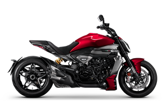 Ducati x Diavel Red 2025 Seitenansicht kaufen Wetter