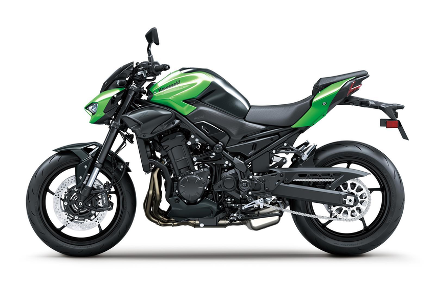 Kawasaki z900 2026 gruen seitlich 2