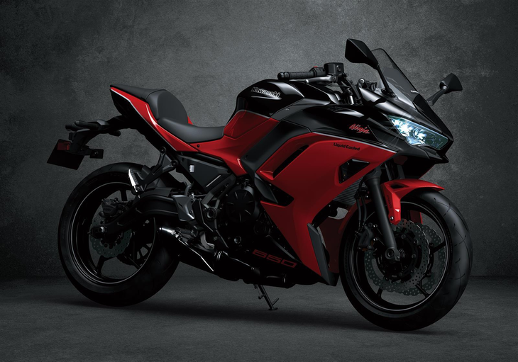 24 MY Ninja 650 40th Anniversary Edition RD1 STYLING 1