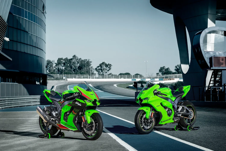 Kawasaki ZX 10 R y ZX 10 RR Kawasaki ZX 10 R y ZX 10 RR