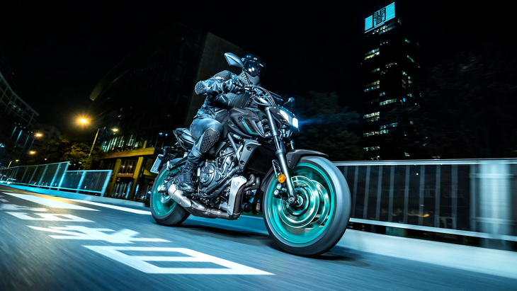 2024 Yamaha MT07 A EU Midnight Cyan Action 001 03 2024 Yamaha MT07 A EU Midnight Cyan Action 001 03