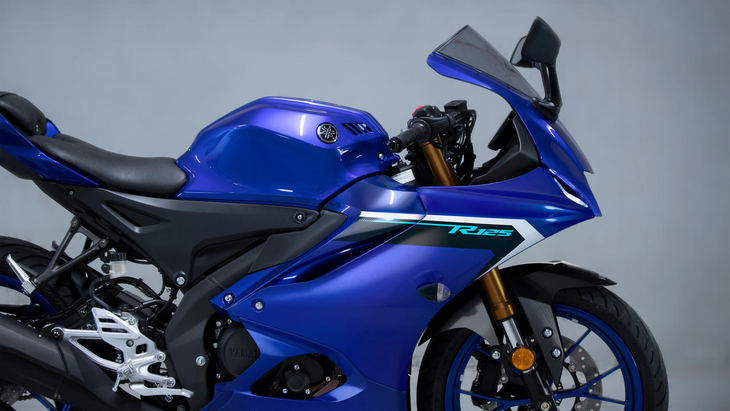 Yamaha R125 2025 Sportliche fahrposition r125 Yamaha R125 2025 Sportliche fahrposition r125