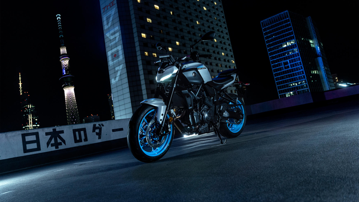 Yamaha MT 07 in der strasse Yamaha MT 07 in der strasse