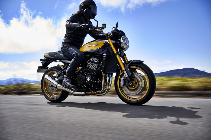 24 MY Z900 RS SE BK3 ACT 8 24 MY Z900 RS SE BK3 ACT 8